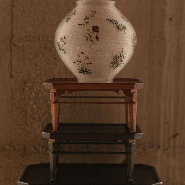 MIGAAM EXCLUSIVE - Flower Ottchil Moon Jar [Pre-Order]